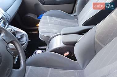 Минивэн Renault Scenic 2003 в 