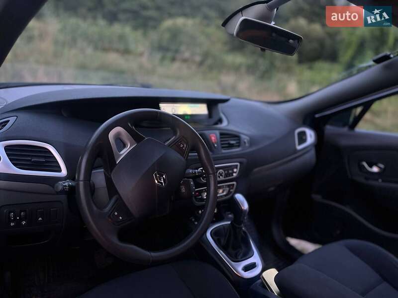 Минивэн Renault Scenic 2010 в Хмельницком