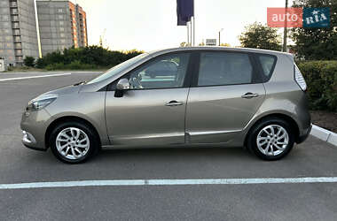 Минивэн Renault Scenic 2013 в 