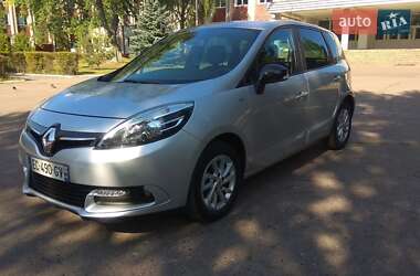 Минивэн Renault Scenic 2015 в 