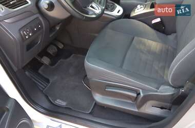 Минивэн Renault Scenic 2015 в 