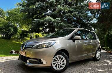 Минивэн Renault Scenic 2014 в 