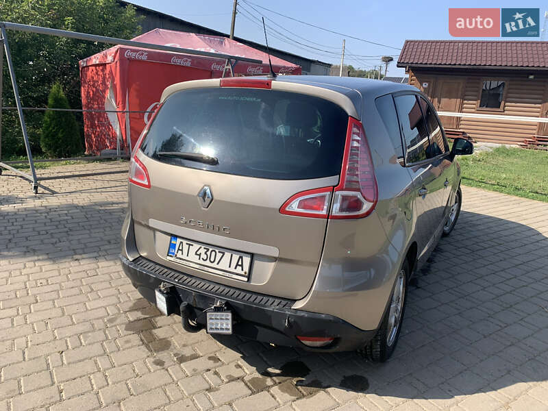 Минивэн Renault Scenic 2009 в Ивано-Франковске