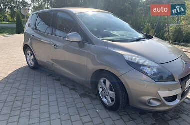 Мінівен Renault Scenic 2009 в 