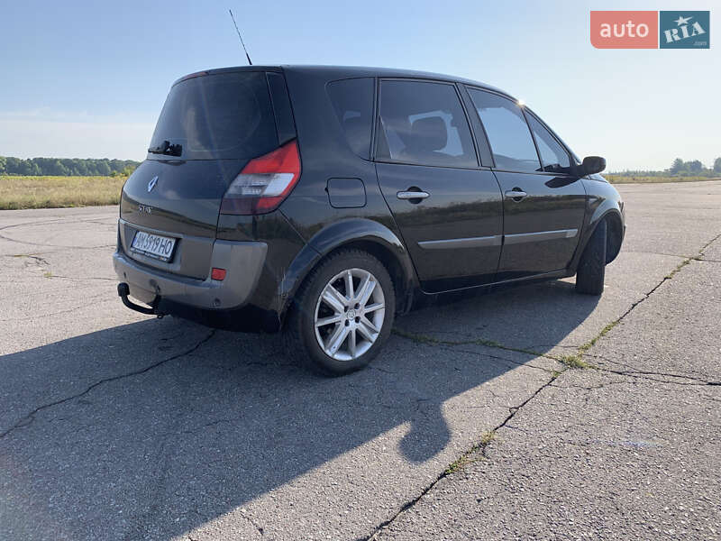 Минивэн Renault Scenic 2006 в Малине