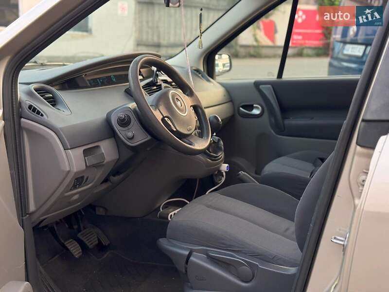 Минивэн Renault Scenic 2007 в Киеве