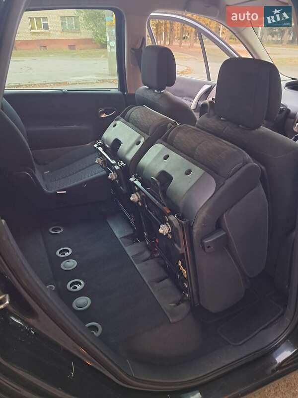 Мінівен Renault Scenic 2007 в Кам'янському фото 25 Мінівен Renault Scenic 2007 в Кам'янському