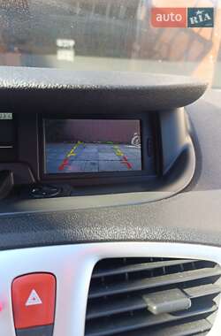 Минивэн Renault Scenic 2009 в 