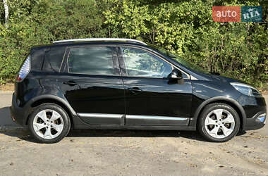 Минивэн Renault Scenic 2014 в 