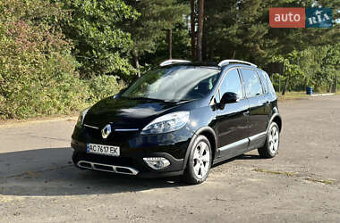 Минивэн Renault Scenic 2014 в 