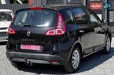 Минивэн Renault Scenic 2009 в 