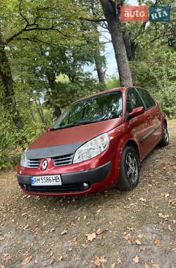 Минивэн Renault Scenic 2005 в 