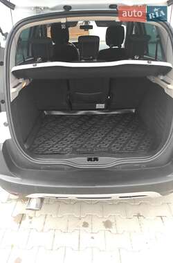 Минивэн Renault Scenic 2015 в 