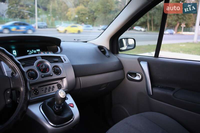 Минивэн Renault Scenic 2009 в Харькове