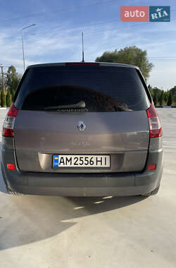 Минивэн Renault Scenic 2005 в 