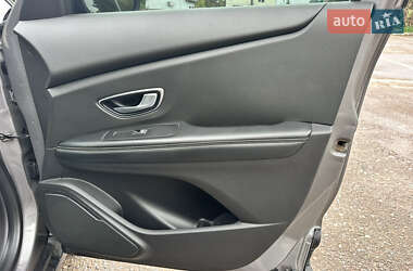 Минивэн Renault Scenic 2017 в 