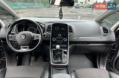 Минивэн Renault Scenic 2017 в 