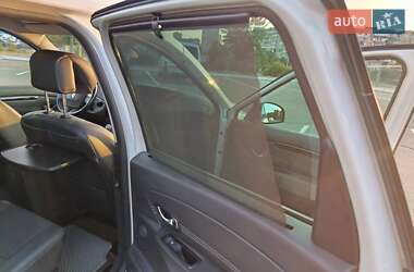 Минивэн Renault Scenic 2011 в 