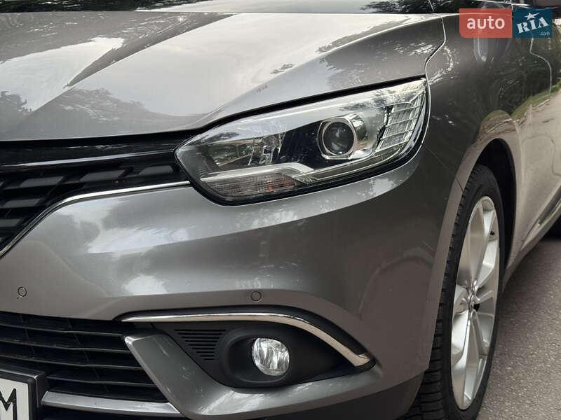 Минивэн Renault Scenic 2017 в Черновцах