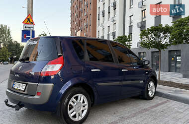 Минивэн Renault Scenic 2005 в 