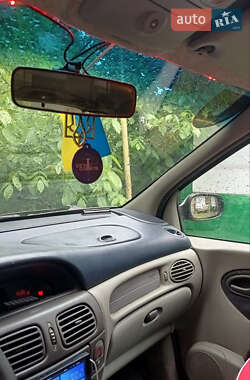 Минивэн Renault Scenic 2000 в 