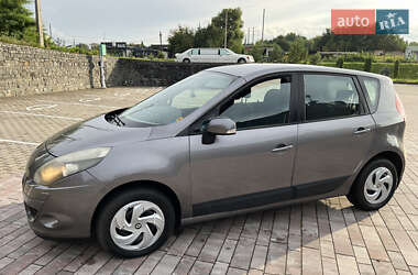 Мінівен Renault Scenic 2010 в Житомирі