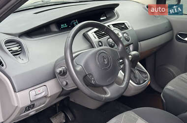 Минивэн Renault Scenic 2006 в 