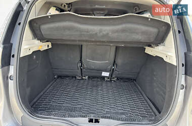 Минивэн Renault Scenic 2013 в 