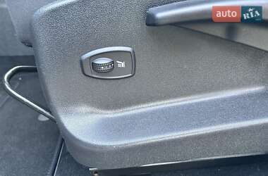 Минивэн Renault Scenic 2014 в 