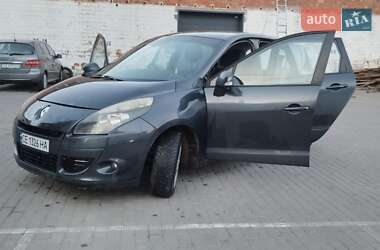 Минивэн Renault Scenic 2010 в 