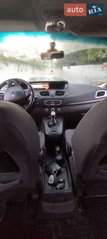 Минивэн Renault Scenic 2010 в Черновцах