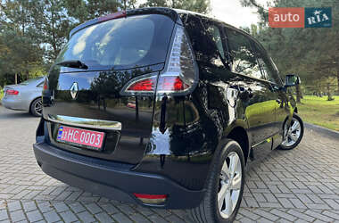 Минивэн Renault Scenic 2013 в 
