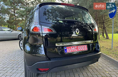 Минивэн Renault Scenic 2013 в 