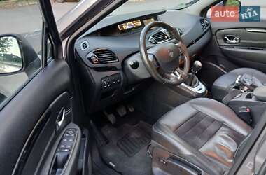 Мінівен Renault Scenic 2013 в 