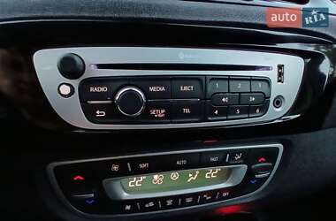 Мінівен Renault Scenic 2013 в 