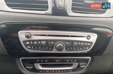 Минивэн Renault Scenic 2011 в 