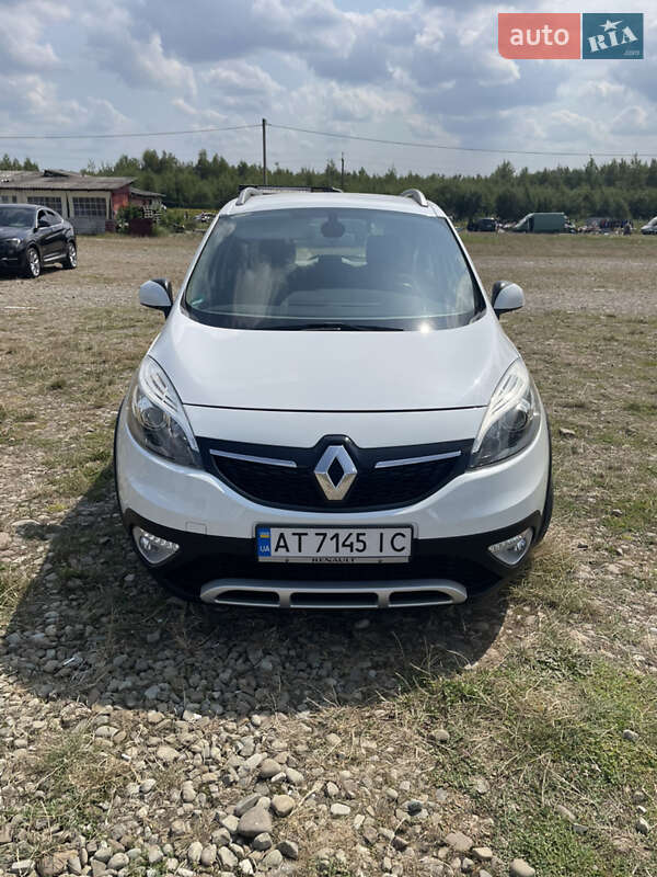 Минивэн Renault Scenic 2013 в Калуше