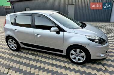 Минивэн Renault Scenic 2010 в Николаеве
