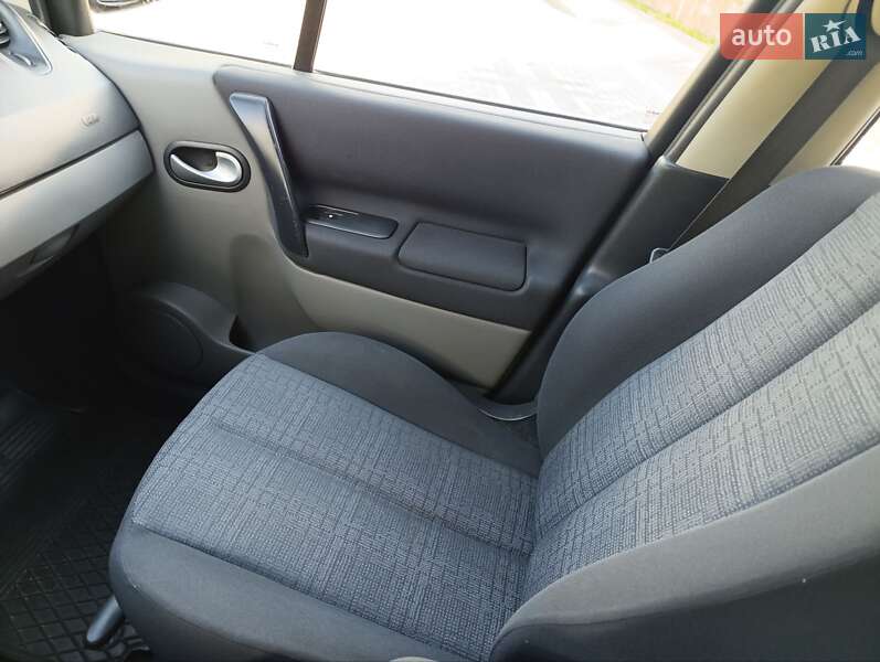 Минивэн Renault Scenic 2008 в Киеве