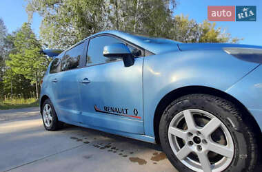 Минивэн Renault Scenic 2011 в Славуте