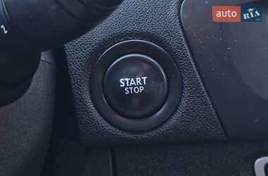 Минивэн Renault Scenic 2010 в 