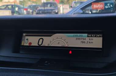 Минивэн Renault Scenic 2010 в 