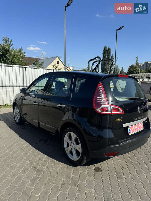 Минивэн Renault Scenic 2011 в Луцке