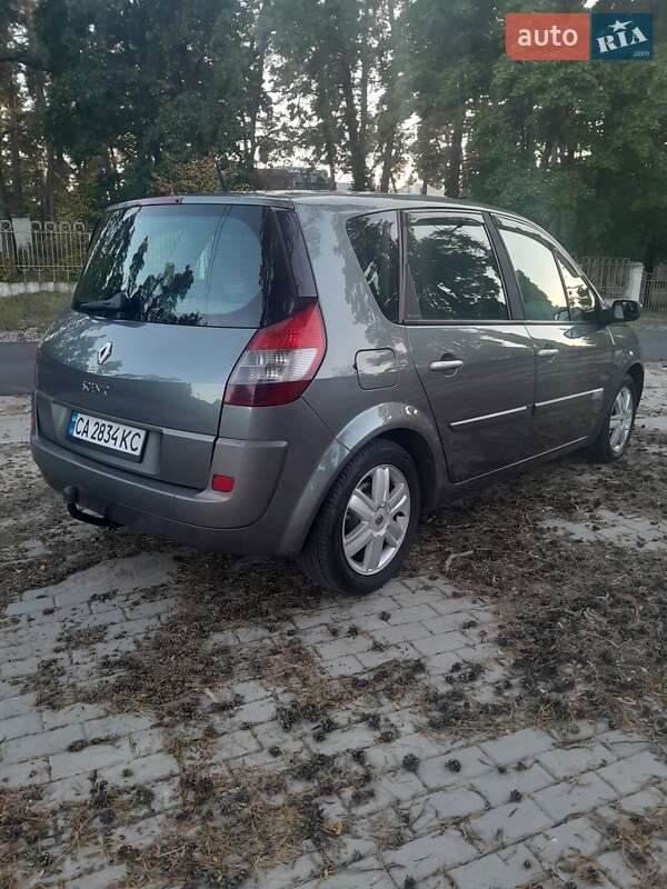 Минивэн Renault Scenic 2005 в Черкассах