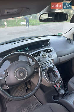 Минивэн Renault Scenic 2006 в 