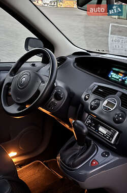 Минивэн Renault Scenic 2005 в 