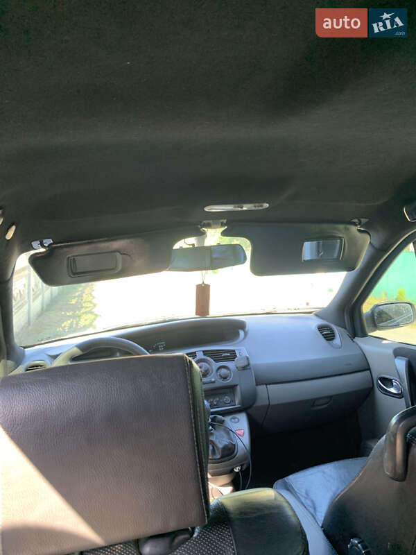 Минивэн Renault Scenic 2006 в Городке