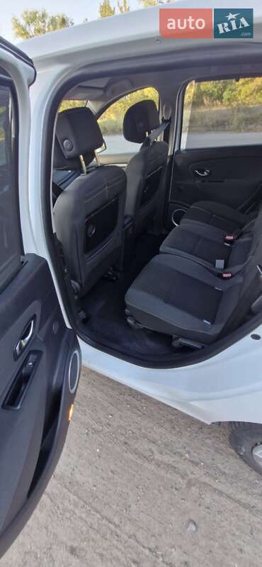 Минивэн Renault Scenic 2010 в Черкассах фото 6 Минивэн Renault Scenic 2010 в Черкассах