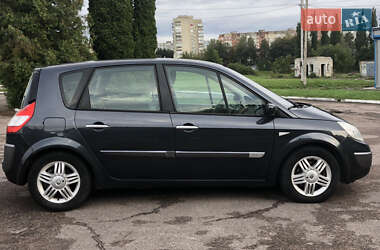 Минивэн Renault Scenic 2005 в 