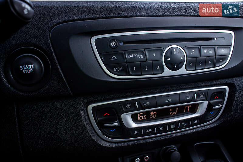 Минивэн Renault Scenic 2010 в Львове